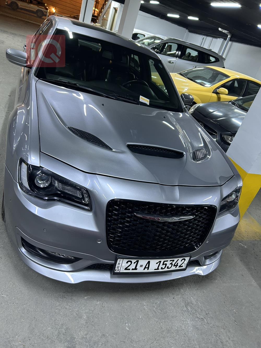 كرايسلر 300